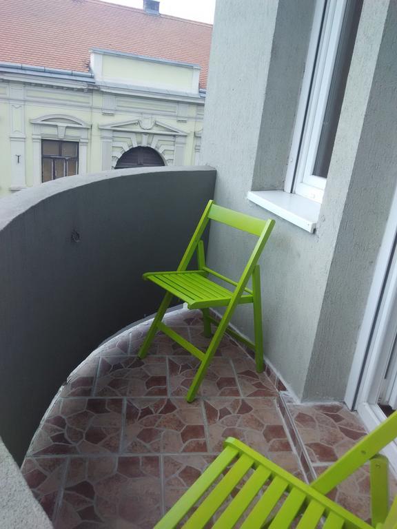 Anna Apartmanok Pécs Exterior foto